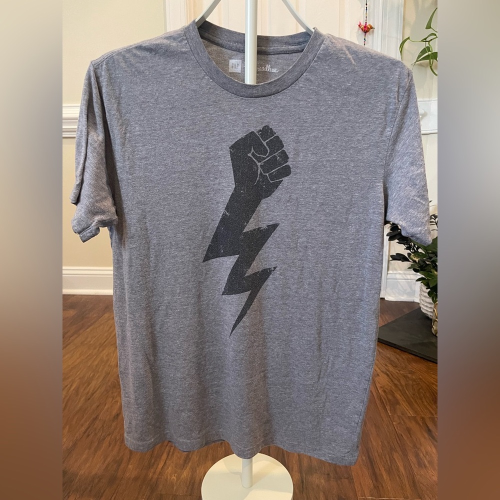 Gap x Threadless Flash Power Fist Lightning Bolt Graphic T-Shirt - Size Small